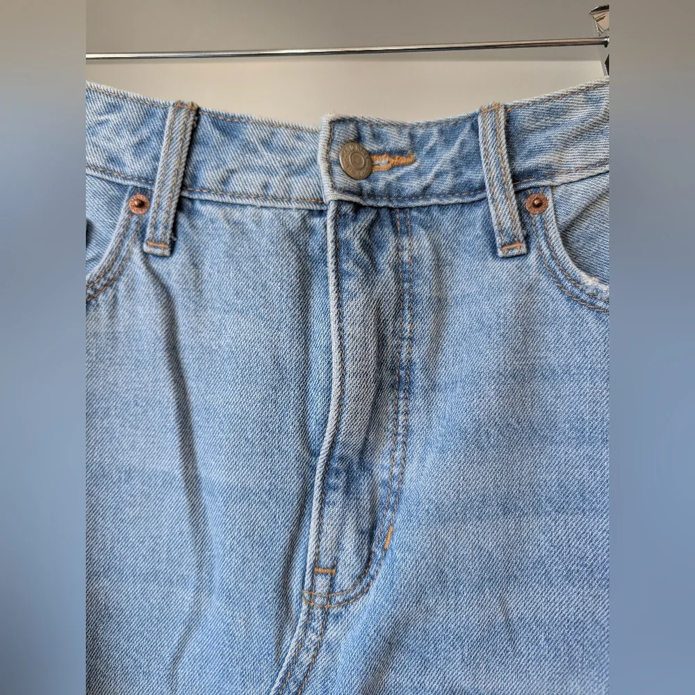 Old Navy Maxi Denim Skirt Light Wash Blue Jean Skirt Distressed Size 10 / Large - Picture 6 of 11